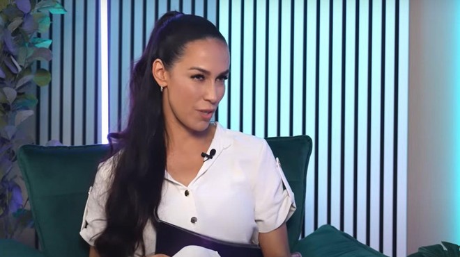 Tina Gaber naglas in ostro: "A je Slovenec res tako trmast, da …" (foto: Podkast Tina#/ Youtube / posnetek zaslona)