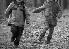 Otroci so se igrali v gozdu, ko se je zgodilo nepredstavljivo: petletnik ni preživel