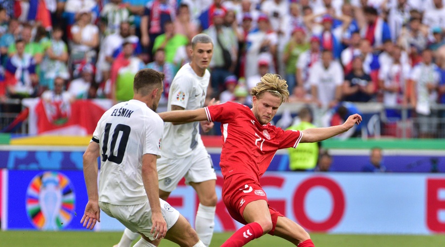 Tekme je konec! Slovenija v evropsko prvenstvo vstopila z Dansko, rezultat je neodločen (FOTO) (foto: Bobo/Igor Kupeljnik)