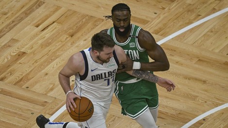 Dončiću se žal ni izšlo: Boston po visoki zmagi do 18. naslova