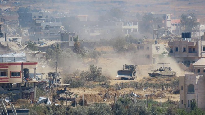 Vojna se nadaljuje: v izraelskem letalskem napadu na šolo v Gazi ubitih najmanj 27 ljudi (foto: Profimedia)