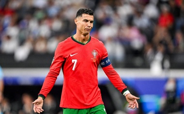 Je šel Cristiano Ronaldo tokrat predaleč?!  Zaradi tekme s Slovenijo bi mu lahko grozila ostra kazen (poglejte, zakaj)