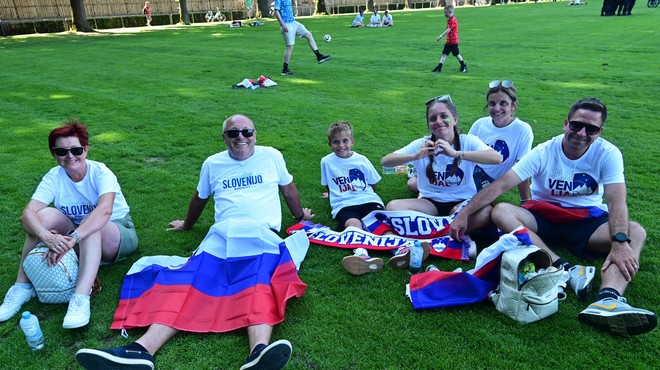 V Frankfurtu že na vsakem koraku zaslišiš slovenski jezik (foto: Igor Kupljenik/BOBO)