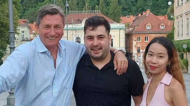 Borut Pahor pokvaril zaroko: "Ona me debelo pogleda, on pa obupano skoraj v jok" (foto: Instagram/borutpahor)