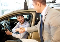 Prodajalec avtomobilov naštel pet znakov, ki razkrivajo izkušenega kupca
