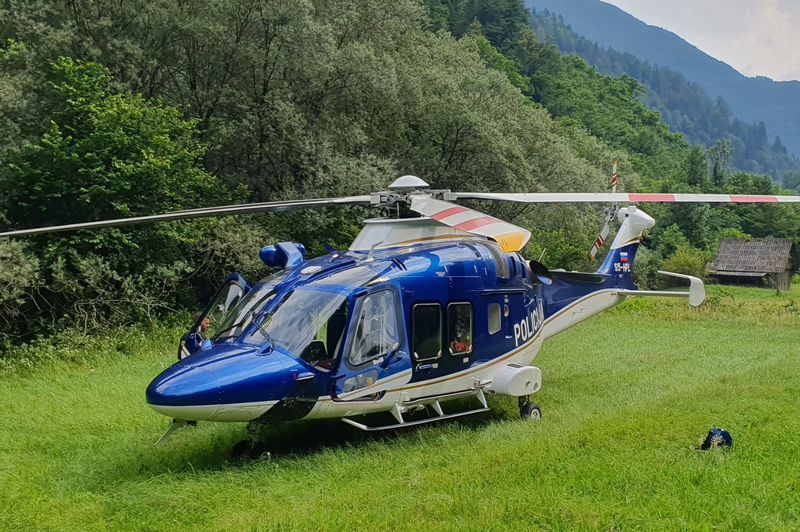 Ogromen pritisk na slovenske gore: gorski reševalci tudi pretekli konec tedna zelo obremenjeni (foto: PU Kranj)