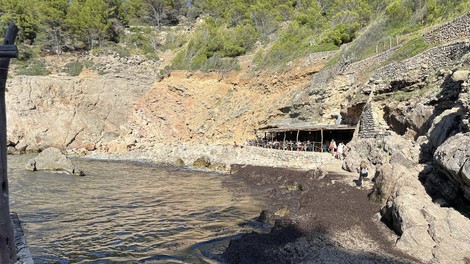 majorka cala deia slaba plaža