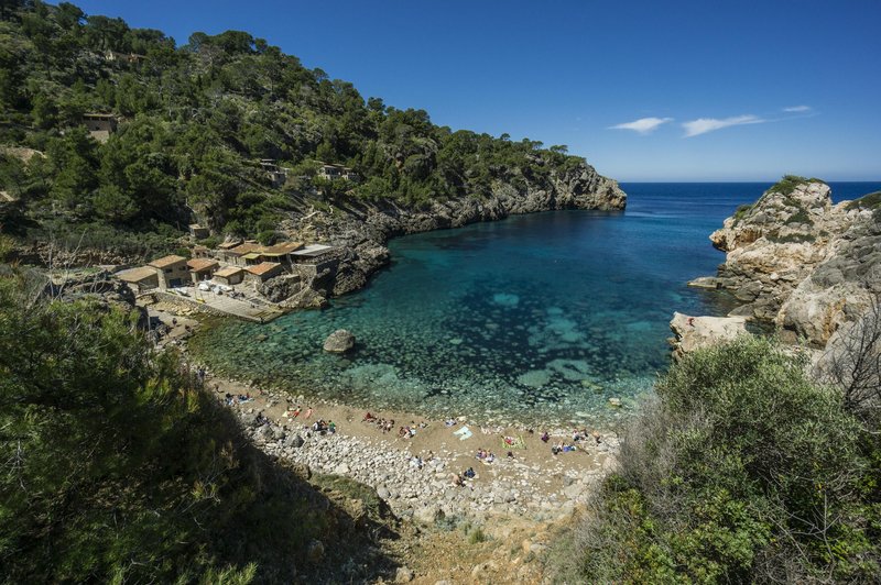 Turistični vodnik za leto 2025 'prepoveduje' obisk treh priljubljenih španskih počitniških destinacij (foto: Profimedia)