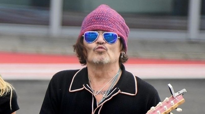 Je Johnny Depp končno pokazal svoje novo dekle? (FOTO) (foto: Profimedia)