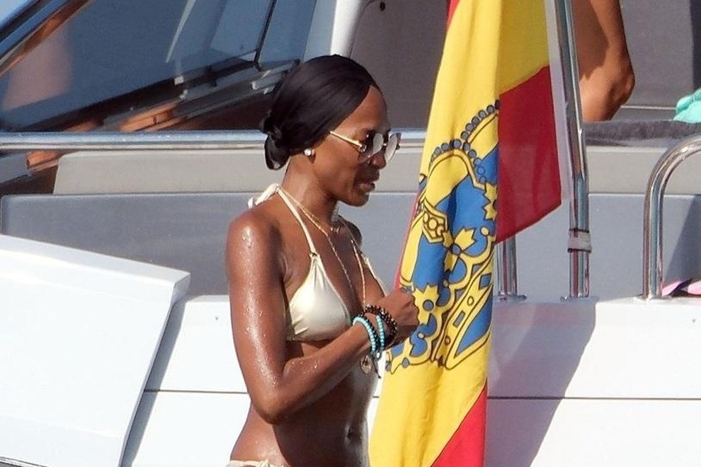 Naomi Campbell počitnice jahta Ibiza