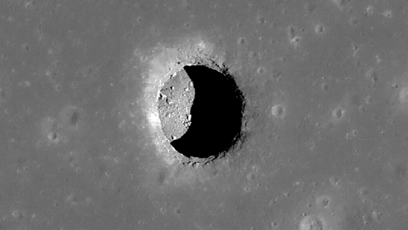 Jama, ki so jo našli na Luni, bi lahko v prihodnosti astronavtom služila kot baza.