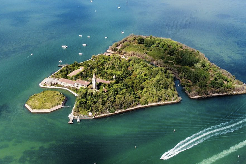 otok poveglia italija