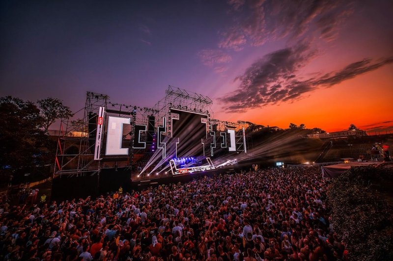 Na srbskem Exitu več kot 210.000 obiskovalcev, na odru tudi naši Joker Out (VIDEO) (foto: Arhiv festival EXIT)