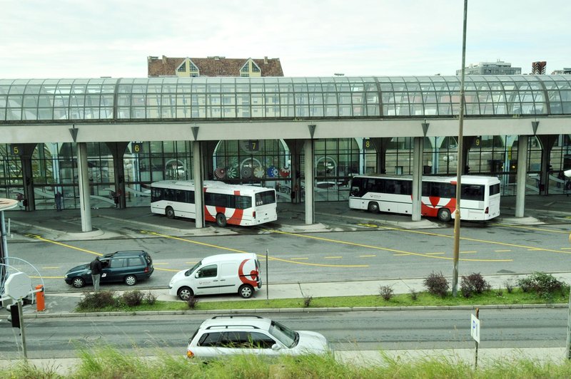 Kalvarija na našem javnem prevozu: od Maribora do Ljubljane potrebujejo kar tri ure in 43 minut! (foto: Žiga Živulović Jr./Bobo)