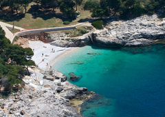 Havajska plaža, o kateri vsi govorijo, je le streljaj od Slovenije