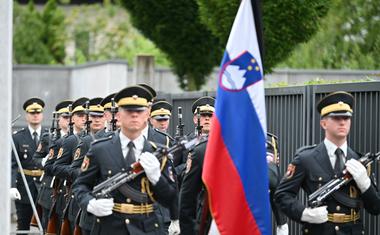 Zadnje slovo od Anite Ogulin: njenega pogreba se je udeležilo ogromno ljudi (FOTO)