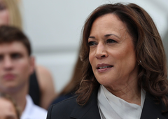 Kamala Harris z vse večjo podporo med uglednimi demokrati: javno je ni podprl le še ...