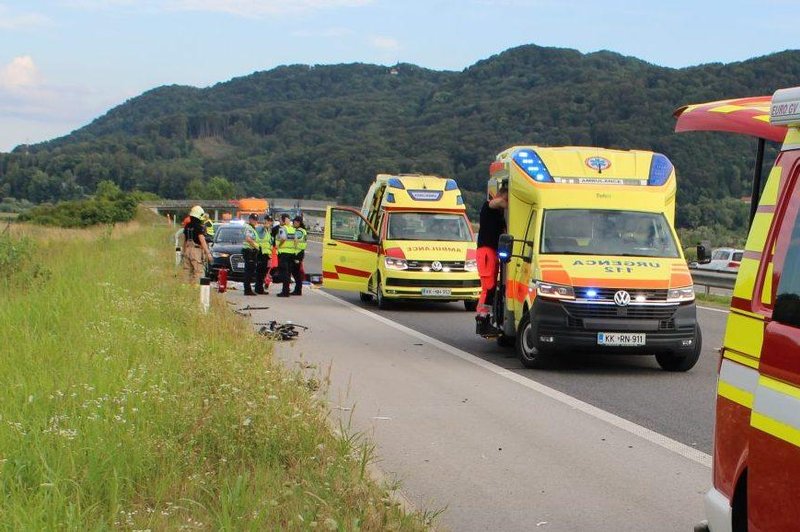 Huda prometna nesreča na dolenjski avtocesti: voznik tovornega vozila trčil v moškega (foto: PGE Krško - Slovenija)