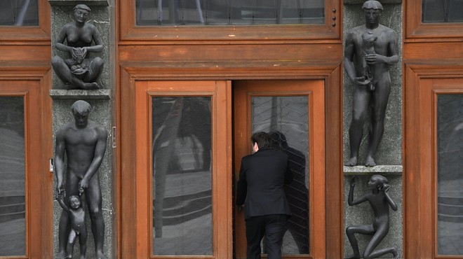 Slovenski hram demokracije odpira vrata, pokazali bodo tudi skrite kotičke (foto: Žiga Živulovič jr./Bobo)