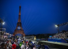 Otvoritev olimpijskih iger pravi spektakel: slovenski športniki so že zbrani nasproti Eifflovega stolpa