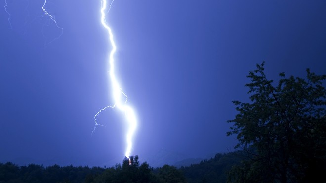 Arso izdal oranžno opozorilo za celotno državo: kaj prihaja? (foto: Srdjan Živulovič/Bobo)