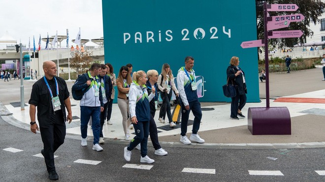 Obisk visokih predstavnikov Slovenije v olimpijski vasi v Parizu (foto: OLIMPIJSKI KOMITE SLOVENIJE)