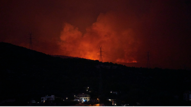 Požar v Grčiji (foto: Profimedia)