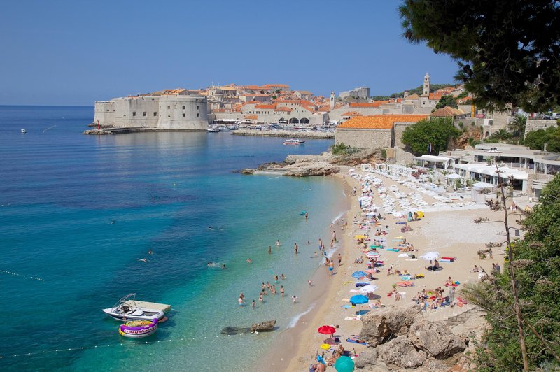 Izprijenec prestrašil obiskovalko popularne hrvaške plaže: "Bilo je odvratno, še danes imam nočne more!" (foto: Profimedia)