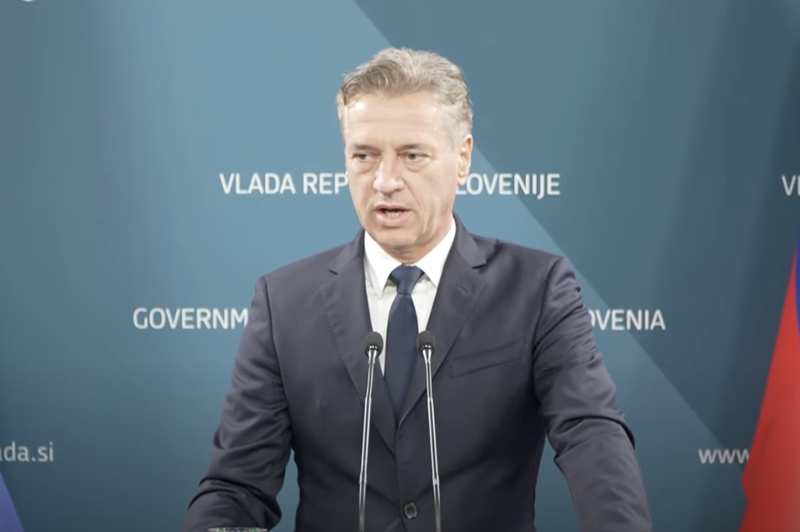 Golob: Sloveniji z izmenjavo zapornikov uspel zgodovinski met (foto: posnetek zaslona/YouTube Vlada Republike Slovenije)