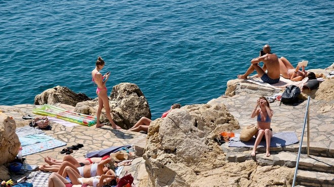 Plaža v Rovinju. (Fotografija je simbolična) (foto: Profimedia)