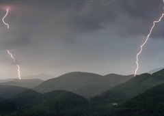 Pripravite se: večji del Slovenije bodo kmalu zajele nevihte