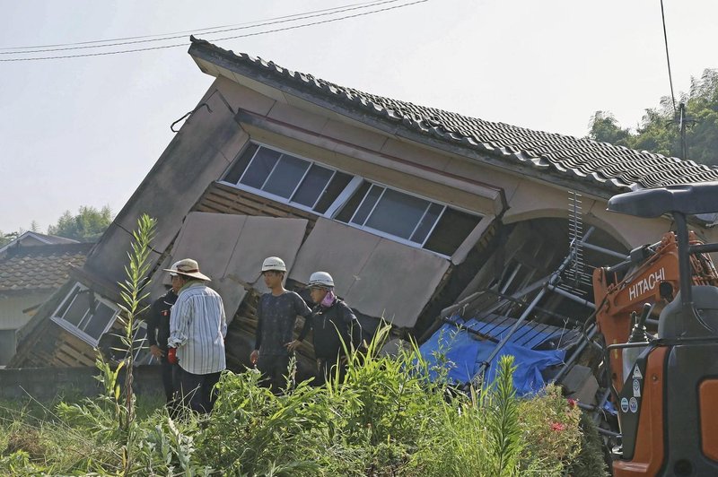 Na Japonskem svarijo pred "megapotresom" (foto: Profimedia)