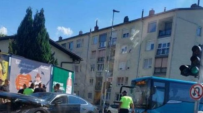 Na najbolj peklensko vroč dan še peklenske gneče in nesreče (FOTO) (foto: Uredništvo)