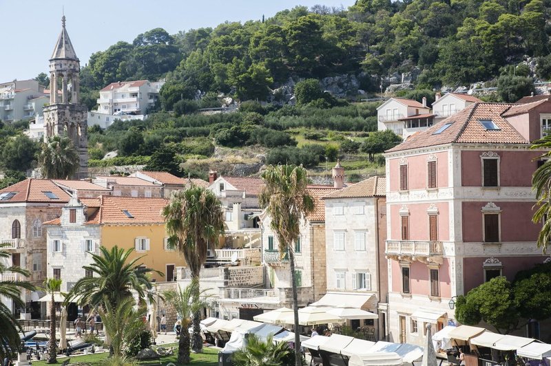 Turisti šokirani nad stanjem na Hvaru, domačini pa jezni: "Ljudje imajo res dovolj ..." (foto: Profimedia)