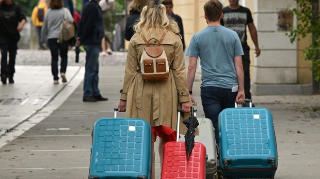 Ljubljančani ponovno nad turiste: "Kje so kakšni nadzori in kazni?" (foto: Bobo)