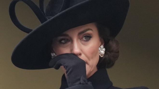 Princesa Catherine in princ William sta sredi njenega boja z boleznijo izvedela še eno žalostno novico, globoko sta pretresena (foto: Profimedia)