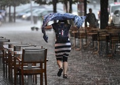 Dolgotrajnih nalivov kot kaže še ne bo konec: kakšno vreme nas čaka?