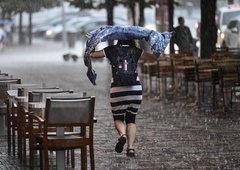 Dolgotrajnih nalivov kot kaže še ne bo konec: kakšno vreme nas čaka?