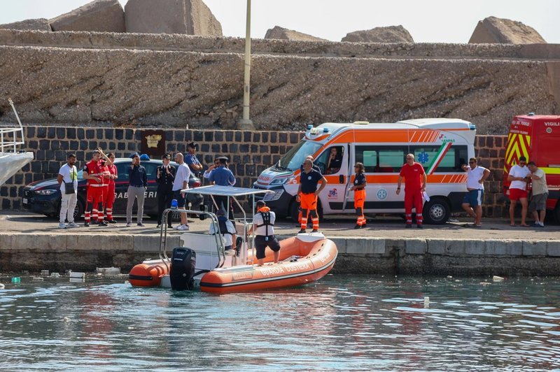 Po brodolomu pri Palermu našli truplo tehnološkega mogotca, zdaj iščejo še njegovo hčerko (foto: Profimedia)