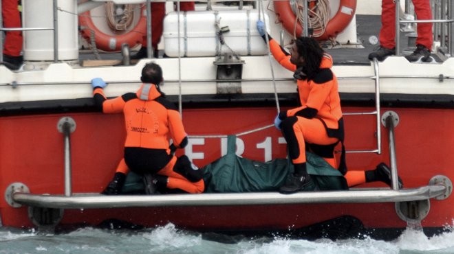 Tragedija na morju: iz vode potegnili več trupel (med njimi tudi milijarderja) (foto: Profimedia)