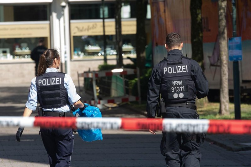 Aretirali moškega, ki naj bi izvedel krvavi napad v Nemčiji (odgovornost prevzela Islamska država) (foto: Profimedia)