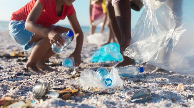 Vdor mikroplastike v človeške možgane: nova študija razkriva zaskrbljujoče trende (foto: Profimedia)