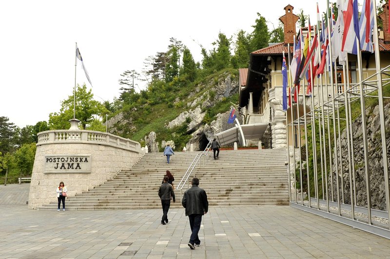 Oderuške cene: slovenski naravni turistični biser že praktično nedostopen Slovencem (foto: Žiga Živulović Jr./Bobo)