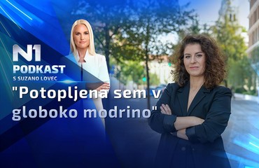 "Potopljena sem v globoko modrino" | N1 podkast s Suzano Lovec