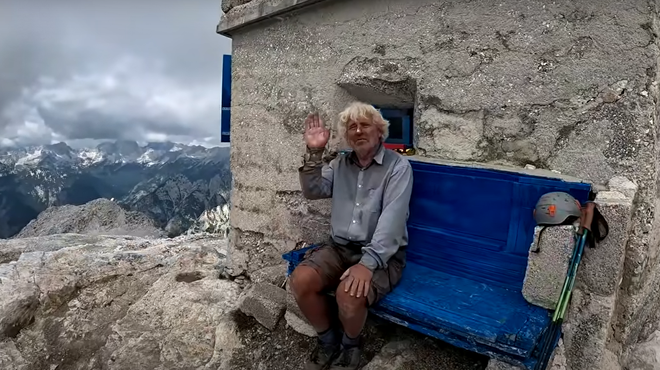 Slovenec, ki živi pod oblaki - dobesedno! Poglejte v notranjost doma na 2530 metrov nadmorske višine (VIDEO) (foto: YT Raj na zemlji/posnetek zaslona)