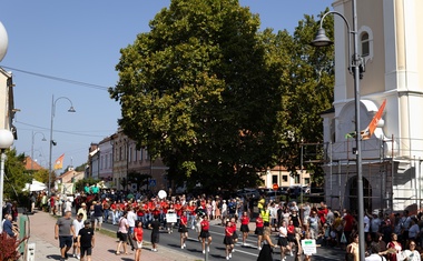 45. Lendavska trgatev prvič s šestimi vinskimi kraljicami (FOTO)