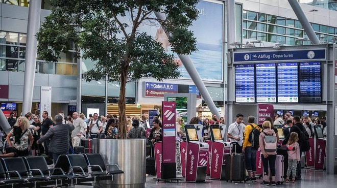 Konec znanega turističnega podjetja: delo izgubilo 700 zaposlenih, 350.000 strank se boji za svoj denar (foto: Profimedia)