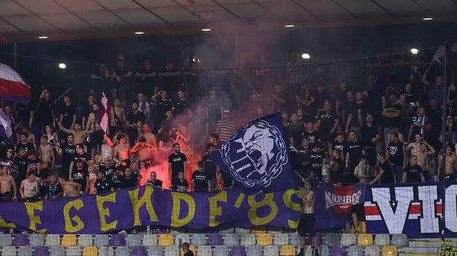 Takšne so posledice razgrajanja: Maribor ostal brez gledalcev na tribunah Viol, prejel tudi vrtoglavo kazen (foto: Borut Živulović/Bobo)