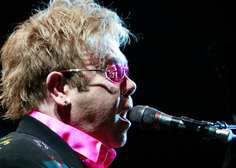 Oboževalci zaskrbljeni: Elton John razkril, da ima hude zdravstvene težave