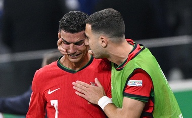 Cristiano Ronaldo je po tem, ko mu je Oblak ubranil enajstmetrovko, točil krokodilje solze.